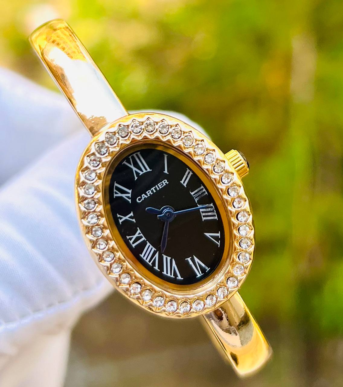 CARTIER WOMEN HIGH QUALITY WATCH.