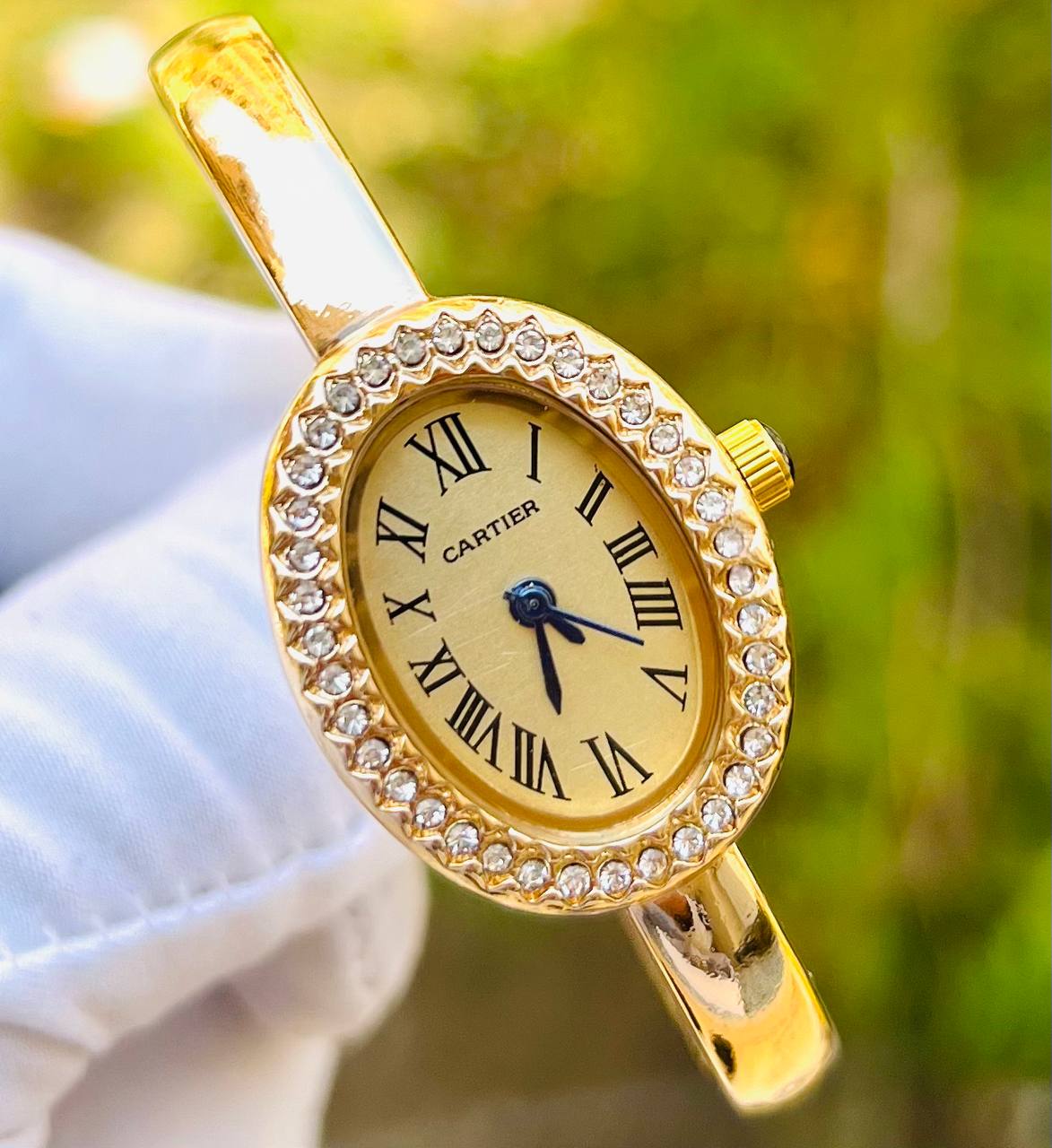 CARTIER WOMEN HIGH QUALITY WATCH.
