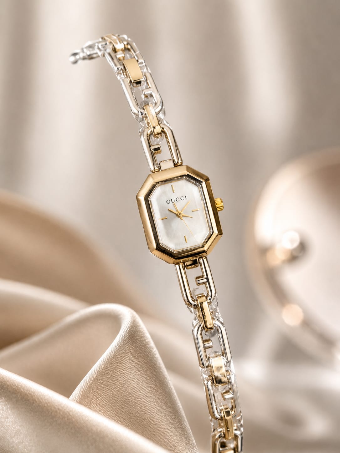 GUCCI HIGH QUALITY WOMEN WATCH.